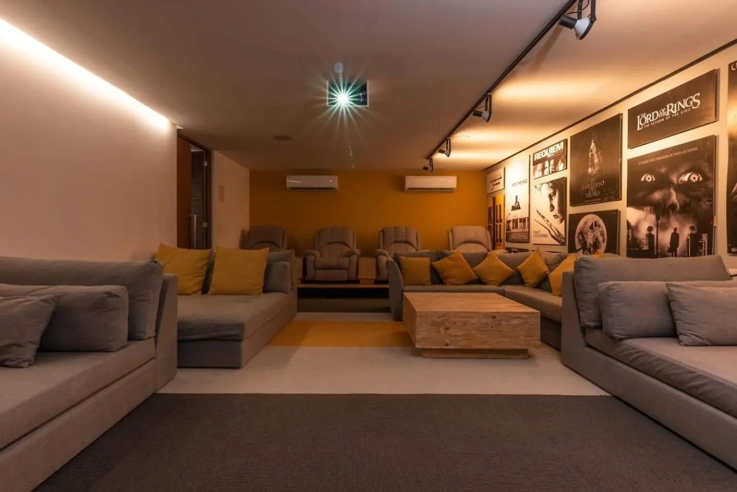 Apartment Beautiful 2Br Ph, Private Rooftop, Sauna, Gym Playa del Carmen Mexico
